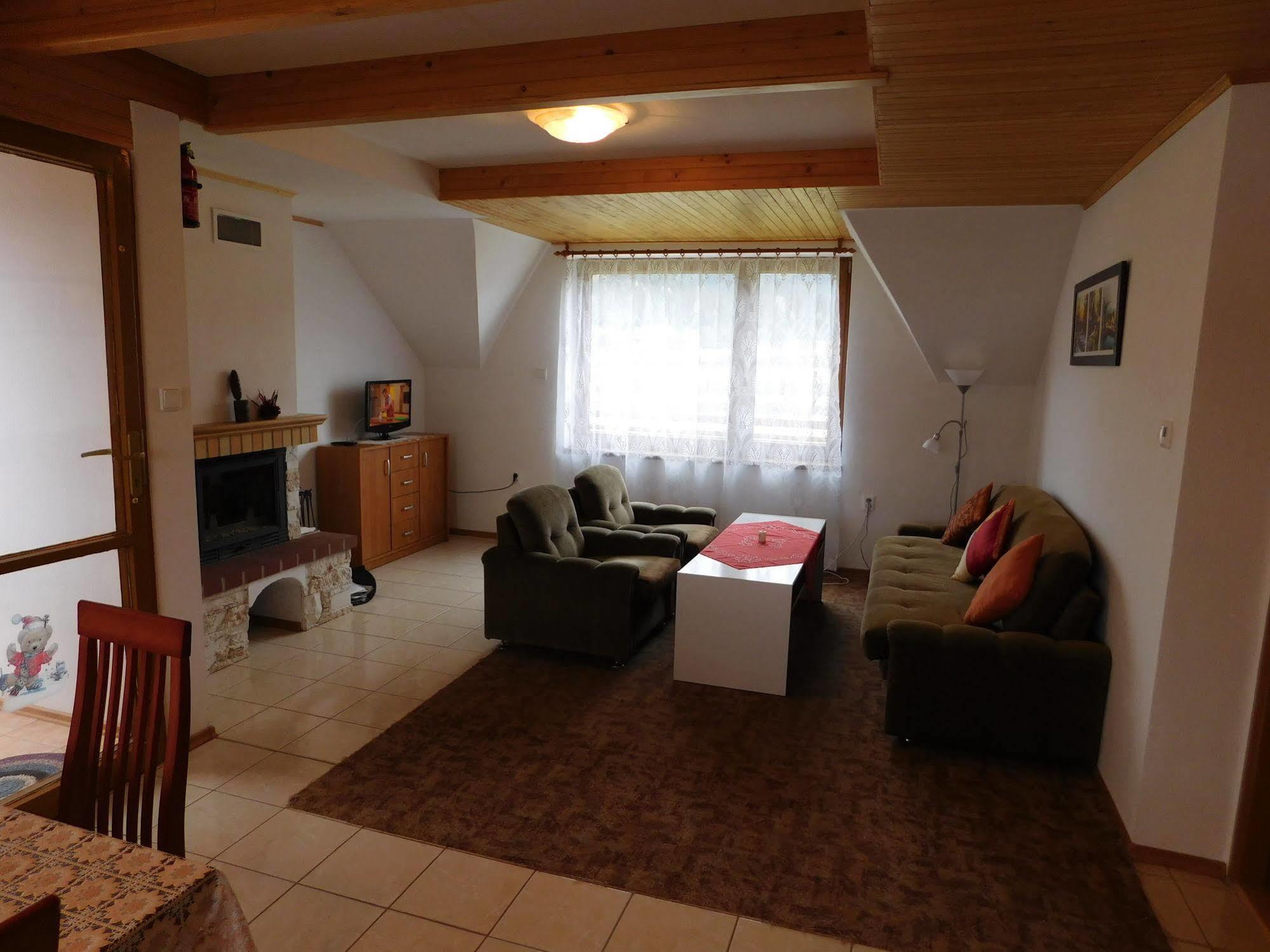 Apartmany Tania Zavazna Poruba Экстерьер фото