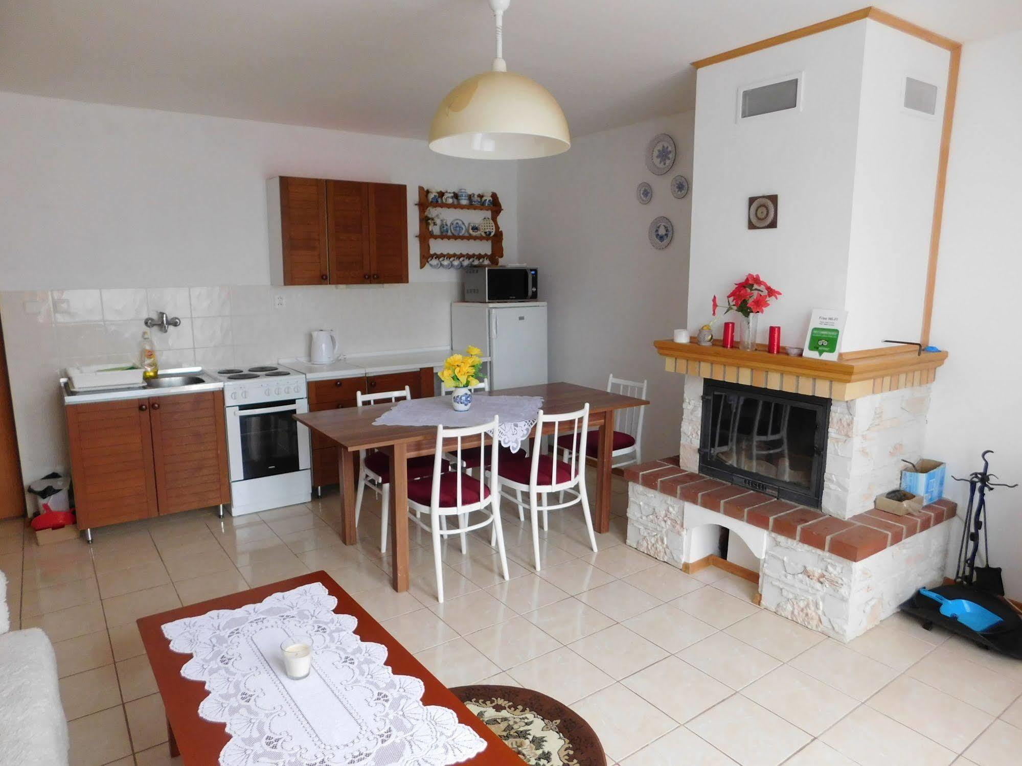 Apartmany Tania Zavazna Poruba Экстерьер фото
